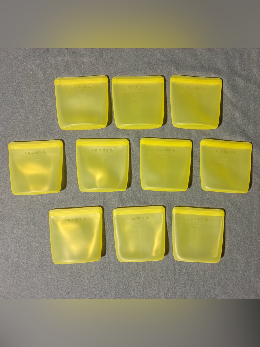 NEW Medela Reusable Silicone Storage Bags